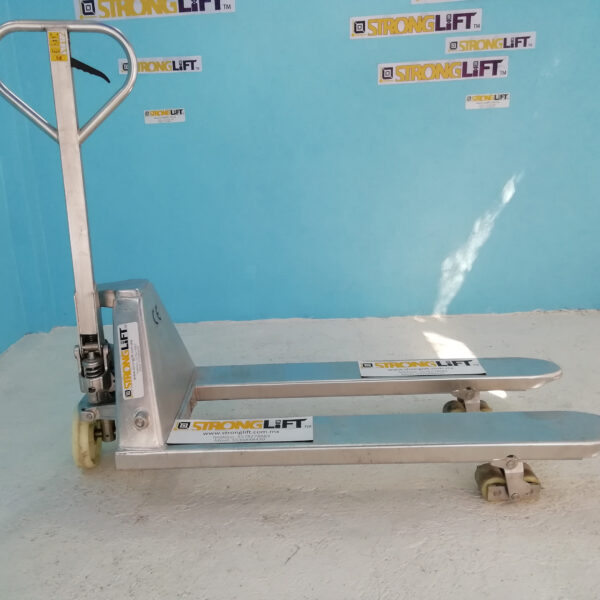 Patín 2.5 ton. galvanizado angosto horquillas 20.5"x48" Mod. 16